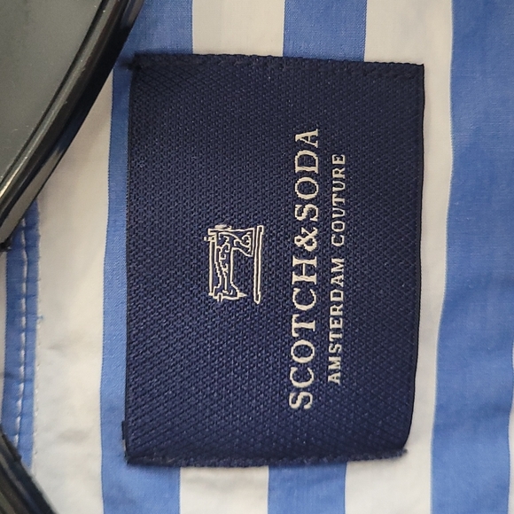 🎁$5 or free with bundle🎁 Scotch and Soda striped button down - Picture 2 of 4